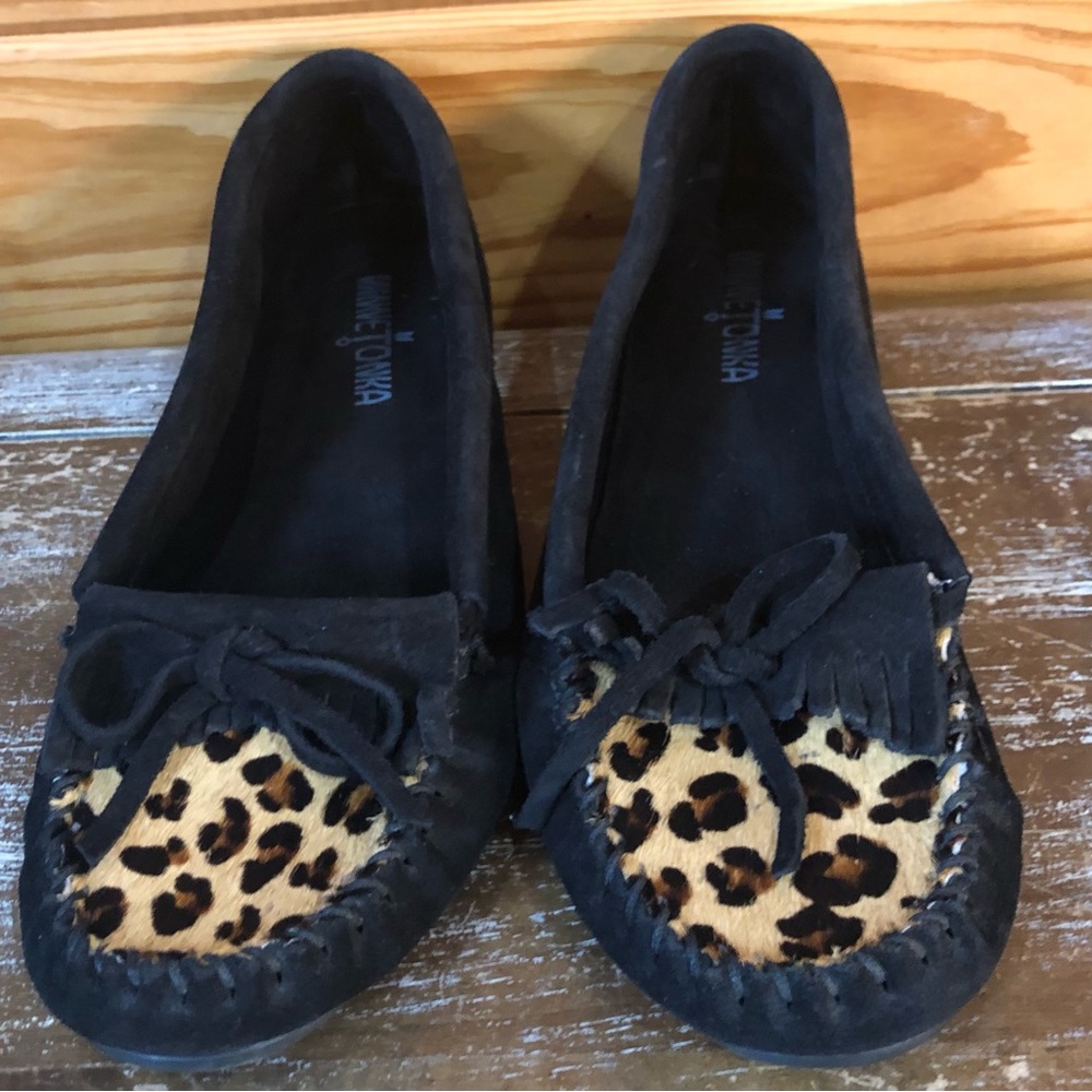 Minnetonka moccasins ladies 9.5